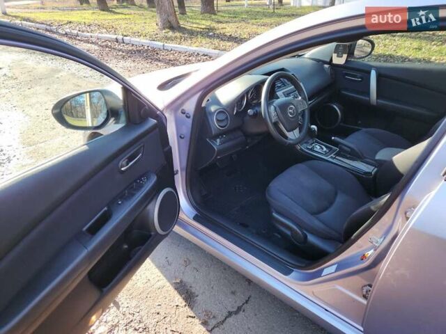 Серый Мазда 6, объемом двигателя 2 л и пробегом 202 тыс. км за 5400 $, фото 4 на Automoto.ua