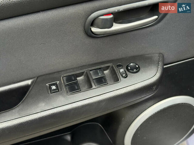 Сірий Мазда 6, об'ємом двигуна 2 л та пробігом 230 тис. км за 5999 $, фото 35 на Automoto.ua