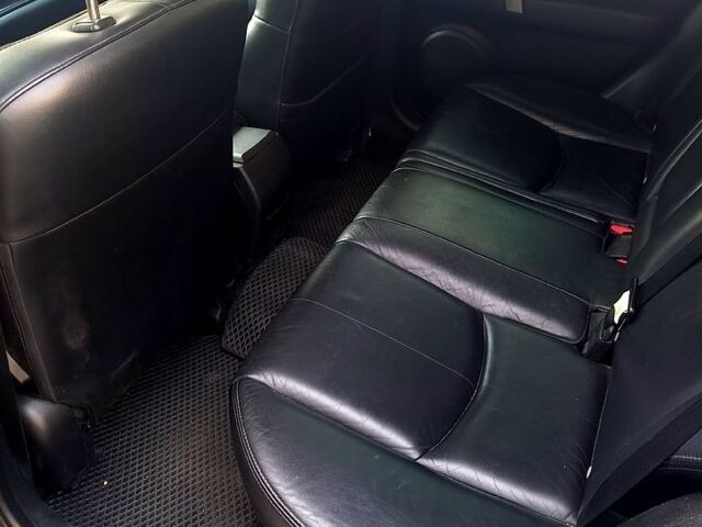 Серый Мазда 6, объемом двигателя 2 л и пробегом 264 тыс. км за 7000 $, фото 5 на Automoto.ua