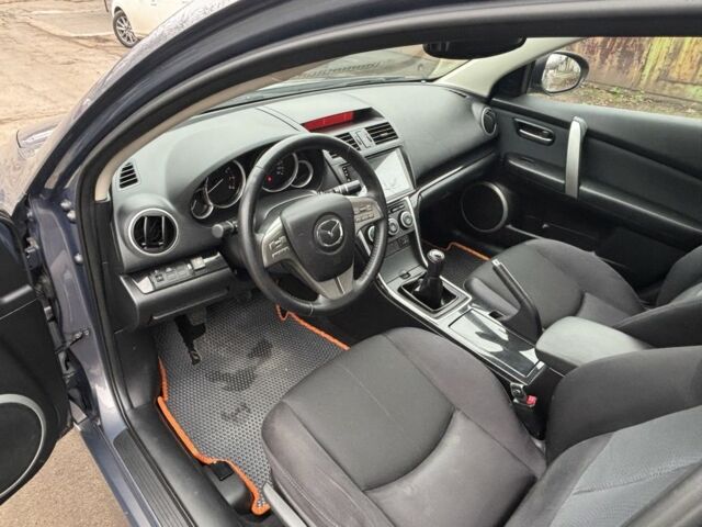 Серый Мазда 6, объемом двигателя 2 л и пробегом 280 тыс. км за 7100 $, фото 15 на Automoto.ua