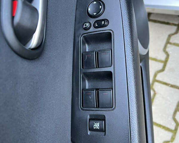 Серый Мазда 6, объемом двигателя 2 л и пробегом 220 тыс. км за 6999 $, фото 30 на Automoto.ua