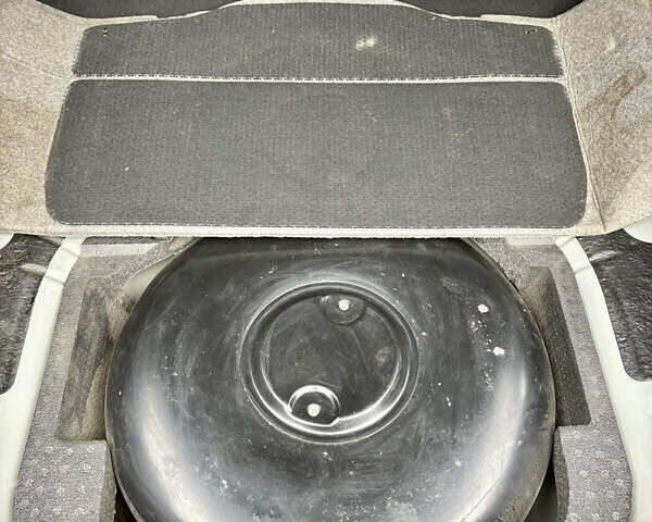 Серый Мазда 6, объемом двигателя 1.8 л и пробегом 274 тыс. км за 7699 $, фото 17 на Automoto.ua