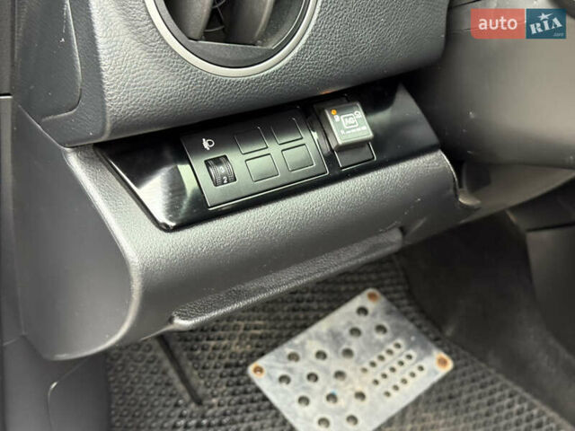 Сірий Мазда 6, об'ємом двигуна 2 л та пробігом 230 тис. км за 5999 $, фото 38 на Automoto.ua