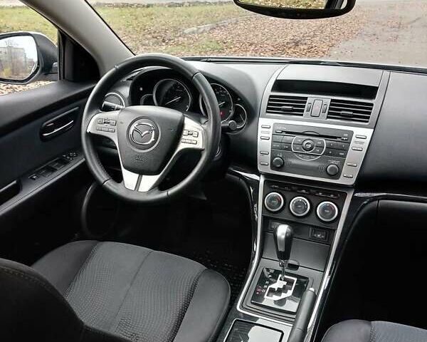 Серый Мазда 6, объемом двигателя 2 л и пробегом 200 тыс. км за 5500 $, фото 9 на Automoto.ua