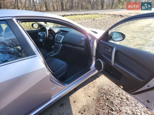 Серый Мазда 6, объемом двигателя 2 л и пробегом 202 тыс. км за 5400 $, фото 6 на Automoto.ua
