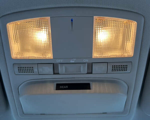 Серый Мазда 6, объемом двигателя 2 л и пробегом 142 тыс. км за 8500 $, фото 15 на Automoto.ua