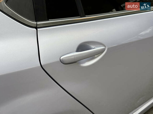 Сірий Мазда 6, об'ємом двигуна 2 л та пробігом 230 тис. км за 5999 $, фото 29 на Automoto.ua