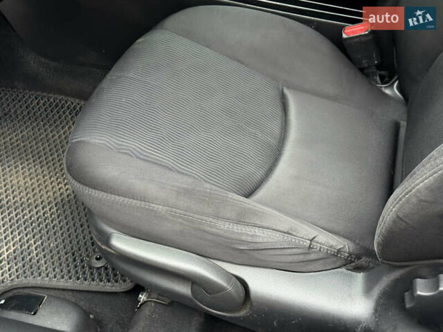 Сірий Мазда 6, об'ємом двигуна 2 л та пробігом 230 тис. км за 5999 $, фото 40 на Automoto.ua