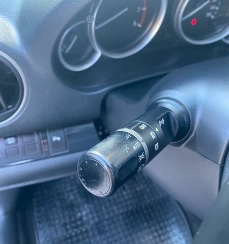 Серый Мазда 6, объемом двигателя 2 л и пробегом 205 тыс. км за 6600 $, фото 23 на Automoto.ua