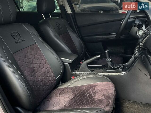 Сірий Мазда 6, об'ємом двигуна 2.18 л та пробігом 233 тис. км за 6200 $, фото 17 на Automoto.ua