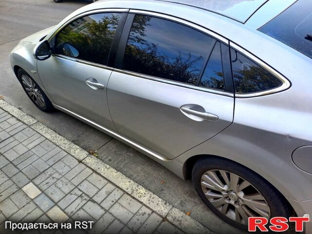 Серый Мазда 6, объемом двигателя 2 л и пробегом 264 тыс. км за 7000 $, фото 2 на Automoto.ua