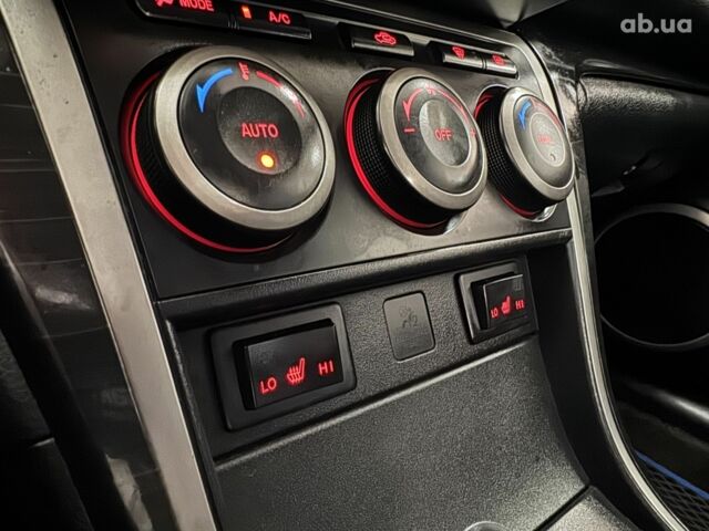 Сірий Мазда 6, об'ємом двигуна 0 л та пробігом 177 тис. км за 6000 $, фото 8 на Automoto.ua
