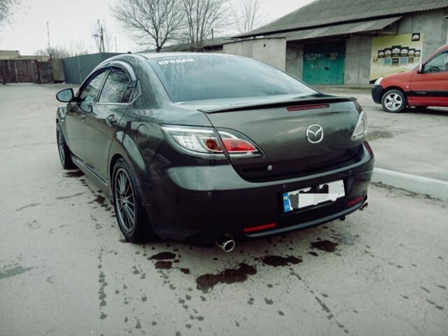 Серый Мазда 6, объемом двигателя 0 л и пробегом 300 тыс. км за 6900 $, фото 1 на Automoto.ua