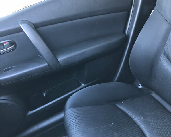 Серый Мазда 6, объемом двигателя 2 л и пробегом 106 тыс. км за 10000 $, фото 19 на Automoto.ua