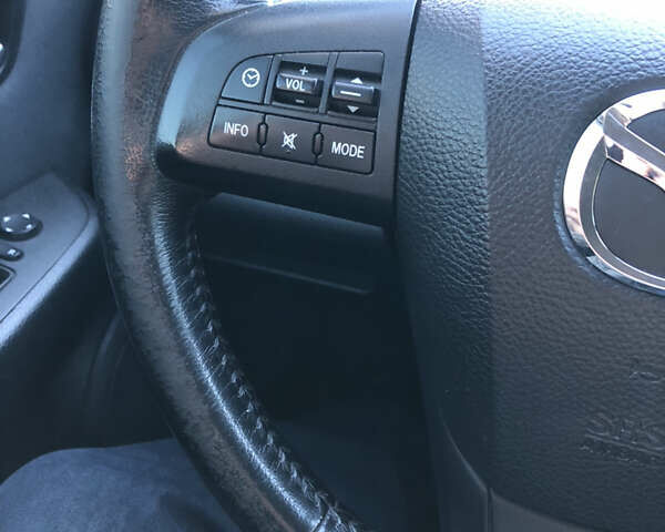 Серый Мазда 6, объемом двигателя 2 л и пробегом 106 тыс. км за 10000 $, фото 15 на Automoto.ua