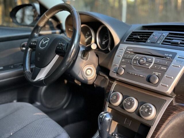 Серый Мазда 6, объемом двигателя 2.5 л и пробегом 300 тыс. км за 6900 $, фото 10 на Automoto.ua