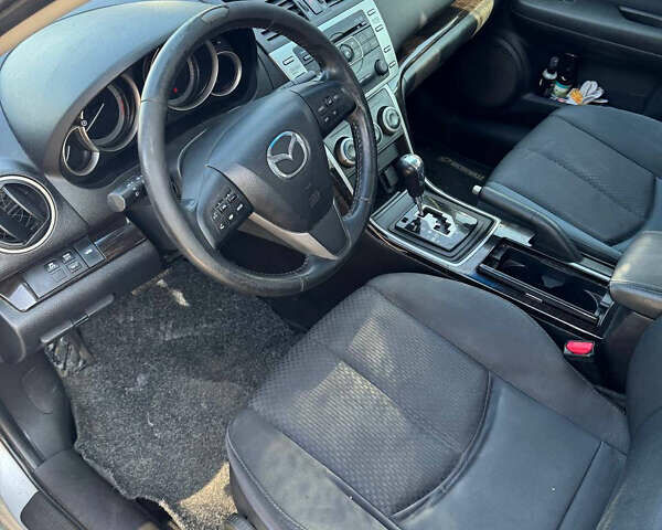 Серый Мазда 6, объемом двигателя 2.49 л и пробегом 154 тыс. км за 9500 $, фото 16 на Automoto.ua