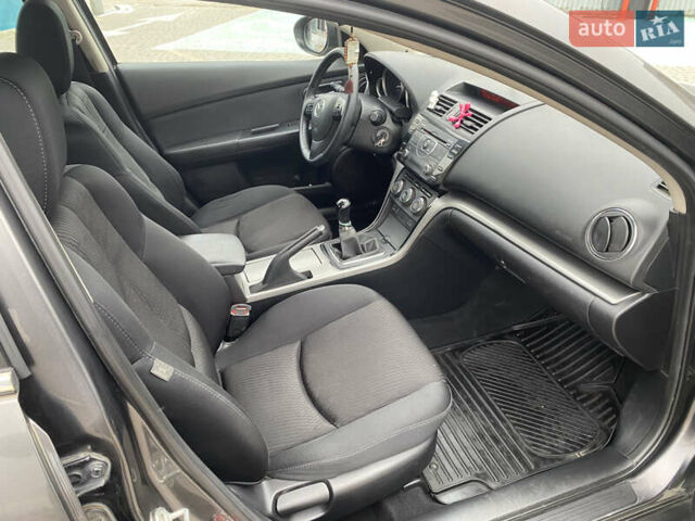 Серый Мазда 6, объемом двигателя 1.8 л и пробегом 215 тыс. км за 7800 $, фото 8 на Automoto.ua