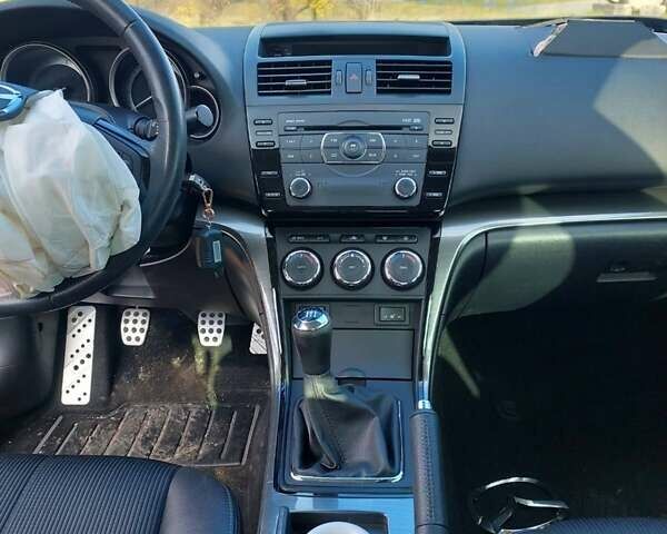 Сірий Мазда 6, об'ємом двигуна 2.49 л та пробігом 216 тис. км за 4500 $, фото 4 на Automoto.ua