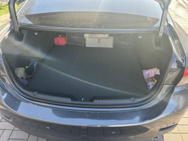 Серый Мазда 6, объемом двигателя 2 л и пробегом 129 тыс. км за 11500 $, фото 7 на Automoto.ua