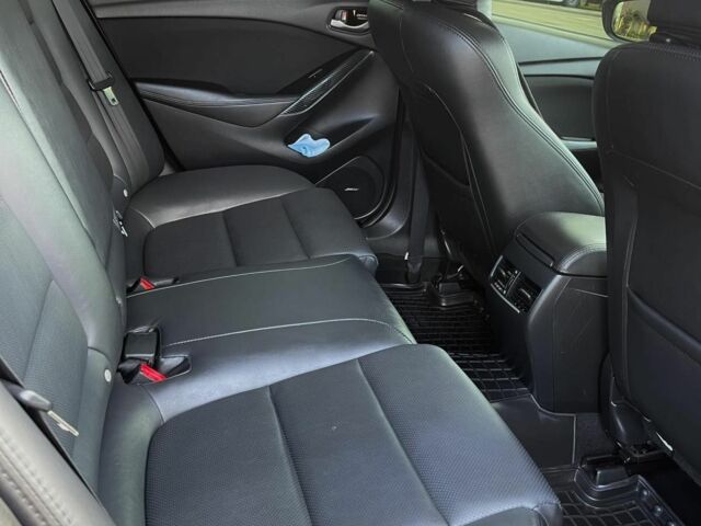 Сірий Мазда 6, об'ємом двигуна 2.2 л та пробігом 221 тис. км за 12650 $, фото 5 на Automoto.ua