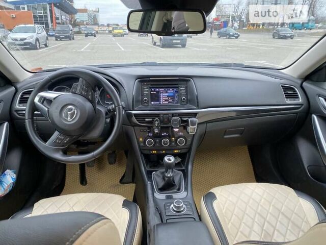 Серый Мазда 6, объемом двигателя 2.18 л и пробегом 200 тыс. км за 10500 $, фото 3 на Automoto.ua