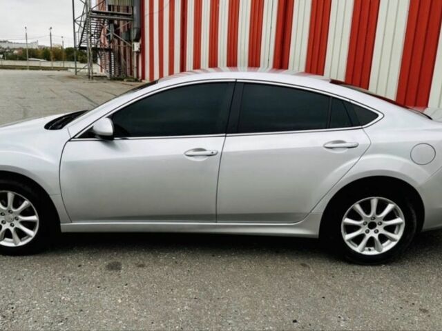 Серый Мазда 6, объемом двигателя 2.5 л и пробегом 280 тыс. км за 6500 $, фото 1 на Automoto.ua