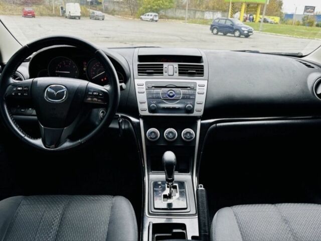 Серый Мазда 6, объемом двигателя 2.5 л и пробегом 280 тыс. км за 6500 $, фото 6 на Automoto.ua