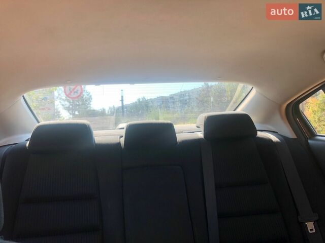 Сірий Мазда 6, об'ємом двигуна 2 л та пробігом 255 тис. км за 9300 $, фото 16 на Automoto.ua
