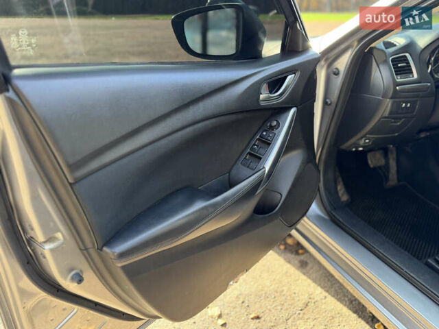 Серый Мазда 6, объемом двигателя 2.49 л и пробегом 240 тыс. км за 9799 $, фото 17 на Automoto.ua