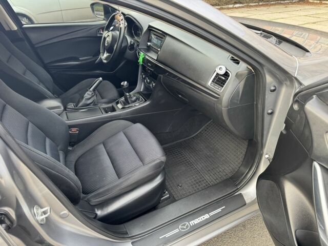 Серый Мазда 6, объемом двигателя 2.5 л и пробегом 210 тыс. км за 8999 $, фото 9 на Automoto.ua