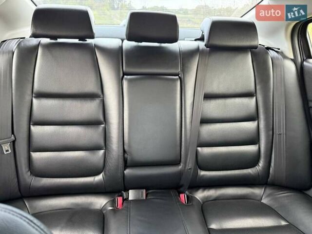Сірий Мазда 6, об'ємом двигуна 2 л та пробігом 125 тис. км за 13300 $, фото 14 на Automoto.ua