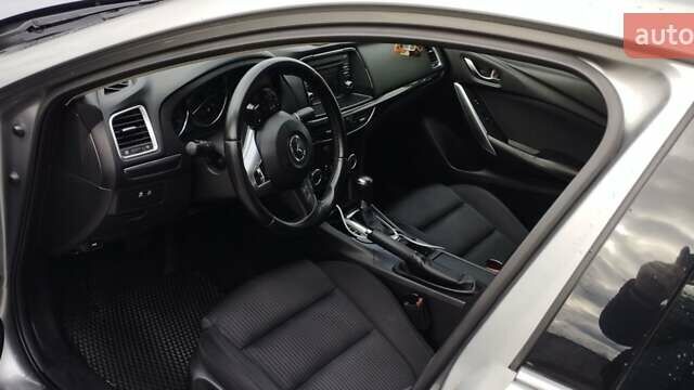 Мазда 6 2014 в Сарнах на Automoto.ua Серый Мазда 6, объемом двигателя 2.49 л и пробегом 210 тыс. км за 10800 $, фото 9 на Automoto.ua