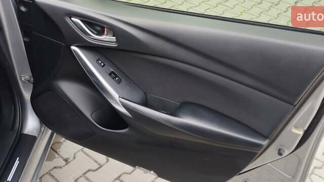 Мазда 6 2014 в Сарнах на Automoto.ua Серый Мазда 6, объемом двигателя 2.49 л и пробегом 210 тыс. км за 10800 $, фото 16 на Automoto.ua