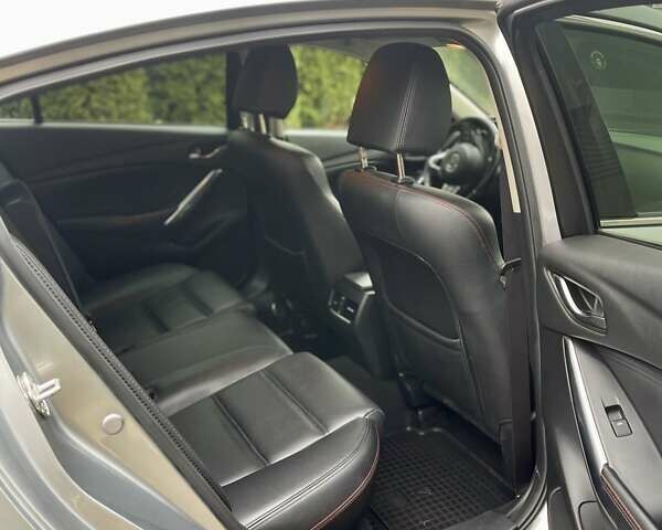 Сірий Мазда 6, об'ємом двигуна 2.19 л та пробігом 209 тис. км за 11000 $, фото 23 на Automoto.ua