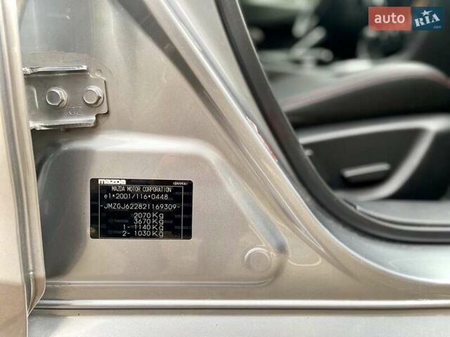 Сірий Мазда 6, об'ємом двигуна 2.19 л та пробігом 209 тис. км за 11000 $, фото 24 на Automoto.ua
