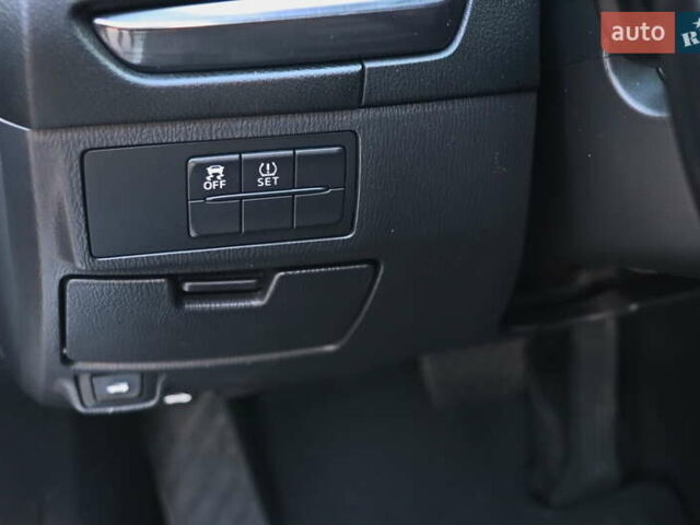 Серый Мазда 6, объемом двигателя 2.5 л и пробегом 250 тыс. км за 11555 $, фото 10 на Automoto.ua