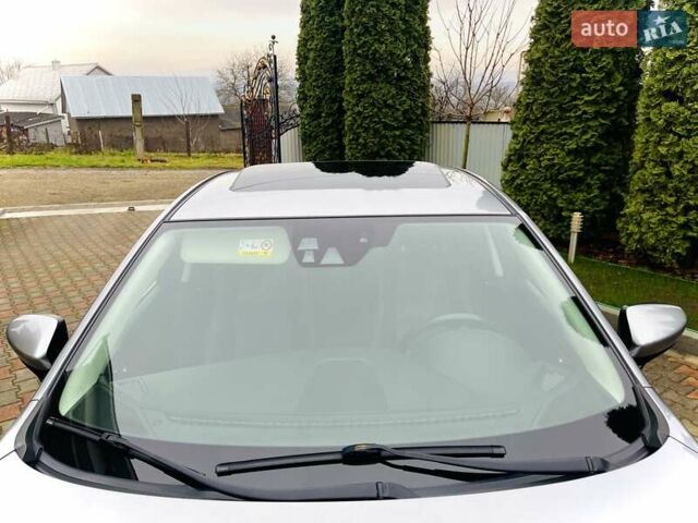 Сірий Мазда 6, об'ємом двигуна 2.19 л та пробігом 209 тис. км за 11000 $, фото 9 на Automoto.ua