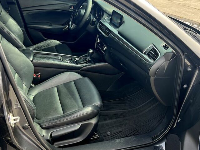 Серый Мазда 6, объемом двигателя 2.5 л и пробегом 180 тыс. км за 12500 $, фото 6 на Automoto.ua