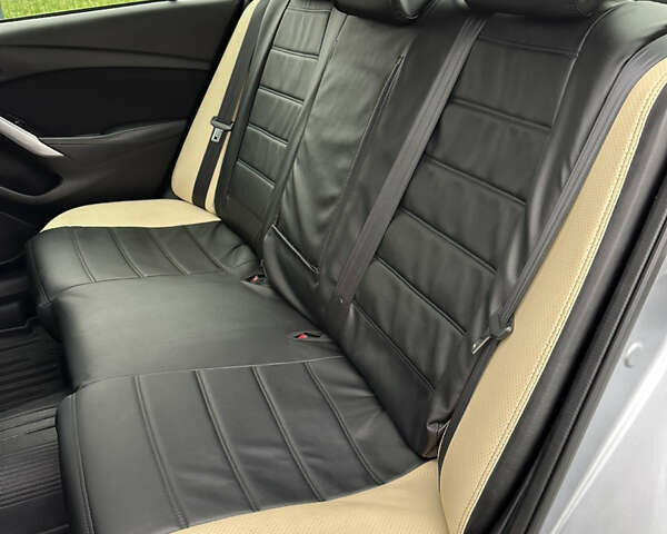 Серый Мазда 6, объемом двигателя 2.49 л и пробегом 196 тыс. км за 9800 $, фото 20 на Automoto.ua