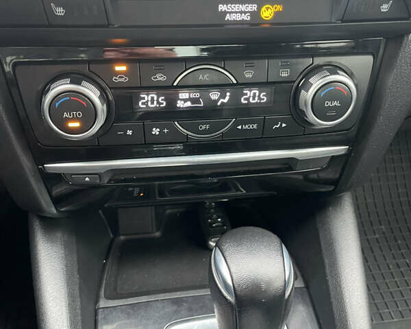 Серый Мазда 6, объемом двигателя 2.19 л и пробегом 110 тыс. км за 13500 $, фото 18 на Automoto.ua