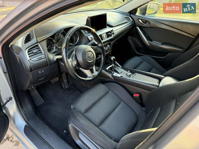 Серый Мазда 6, объемом двигателя 2.49 л и пробегом 160 тыс. км за 11000 $, фото 9 на Automoto.ua