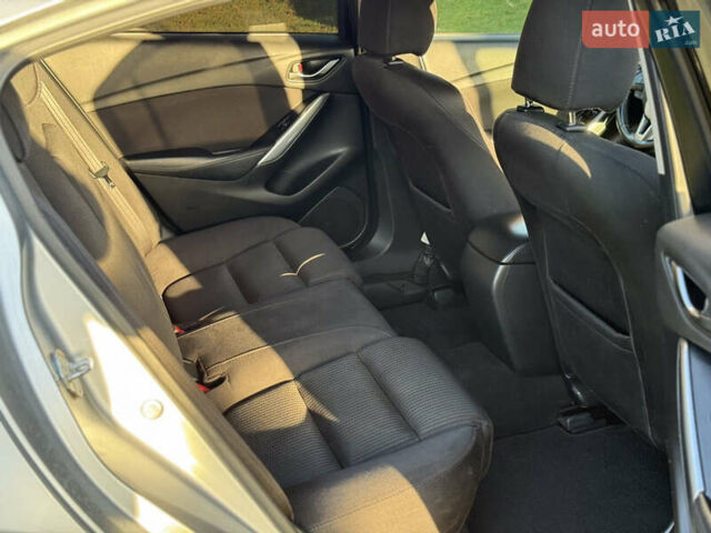 Серый Мазда 6, объемом двигателя 2.49 л и пробегом 160 тыс. км за 11000 $, фото 10 на Automoto.ua