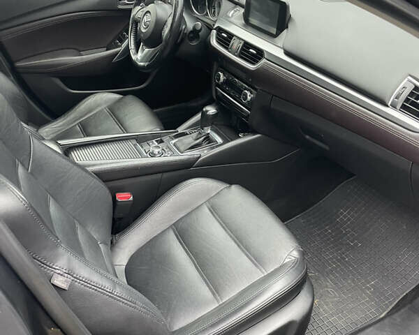 Серый Мазда 6, объемом двигателя 2.19 л и пробегом 110 тыс. км за 13500 $, фото 26 на Automoto.ua