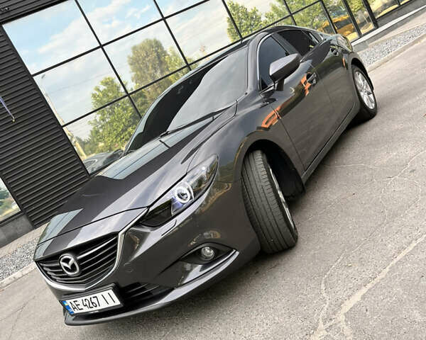 Серый Мазда 6, объемом двигателя 2 л и пробегом 208 тыс. км за 11000 $, фото 2 на Automoto.ua