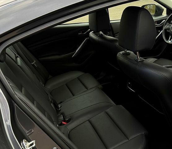 Сірий Мазда 6, об'ємом двигуна 2.5 л та пробігом 180 тис. км за 13500 $, фото 5 на Automoto.ua