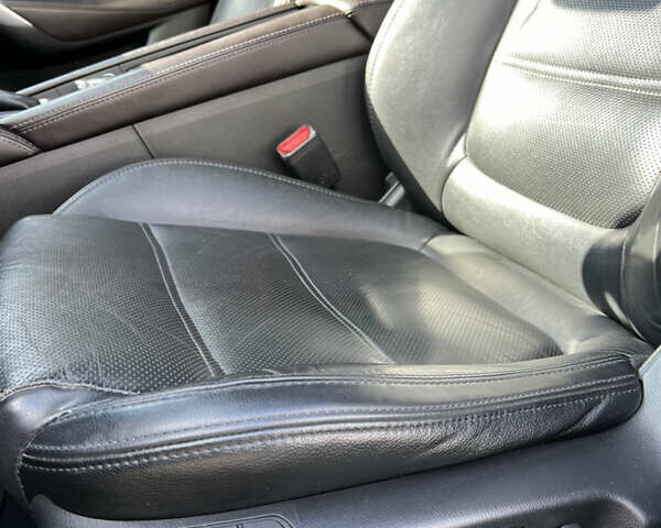 Сірий Мазда 6, об'ємом двигуна 2.19 л та пробігом 212 тис. км за 15000 $, фото 31 на Automoto.ua