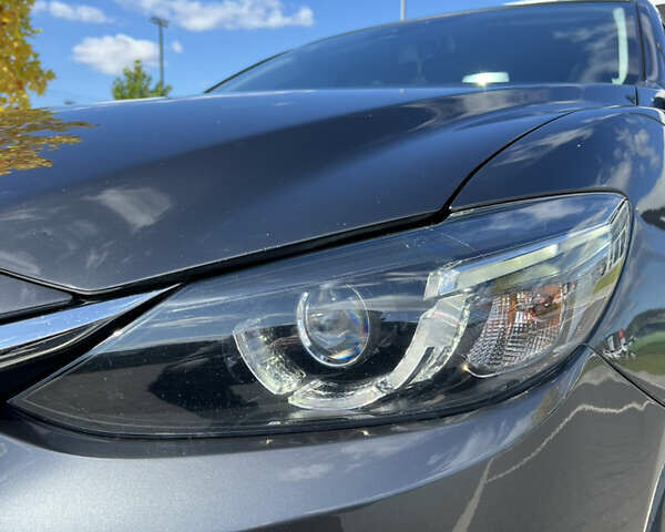 Сірий Мазда 6, об'ємом двигуна 2.19 л та пробігом 212 тис. км за 15000 $, фото 12 на Automoto.ua