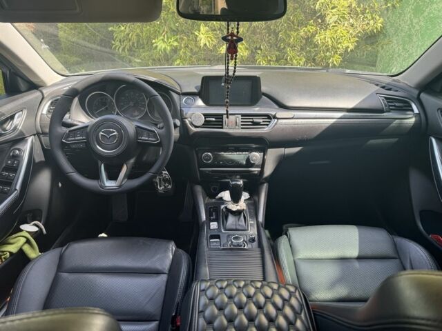 Серый Мазда 6, объемом двигателя 2.5 л и пробегом 180 тыс. км за 13300 $, фото 9 на Automoto.ua