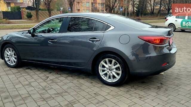 Серый Мазда 6, объемом двигателя 2.19 л и пробегом 184 тыс. км за 14500 $, фото 3 на Automoto.ua
